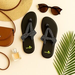Sanuk Yoga Mat Sandals Black & White Striped